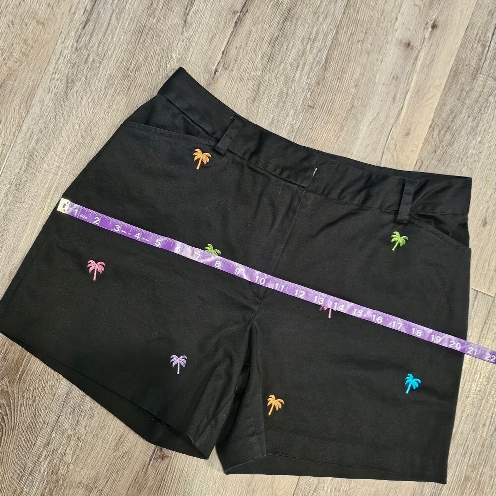 BAMBOO TRADERS Black Shorts for Work Palm Tree Embroidered Flat Front Cute Kitch - Picture 6 of 9